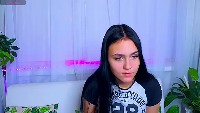 Snapshot of CooperAllana chatting on 12/09/24, 08:00 CooperAllana online show from 12/09/24, 08:00