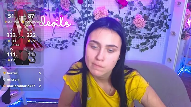 Snapshot of CooperAllana chatting on 12/24/24, 10:44 CooperAllana online show from 12/24/24, 10:44