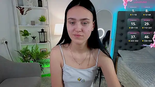 Snapshot of CooperAllana chatting on 02/25/25, 09:09 CooperAllana online show from 02/25/25, 09:09