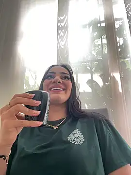 mallie quinn online show from 12/12/24, 04:43