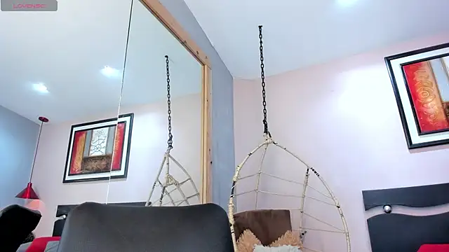 ebbafernandez  online show from 07/05/26, 12:23