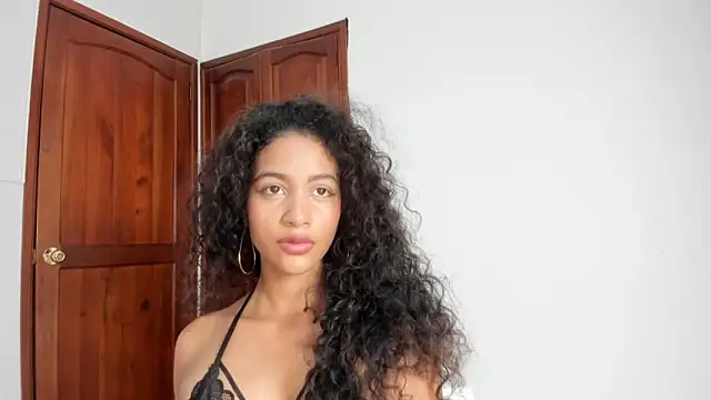 AntonellaHall  online show from 03/28/26, 06:18