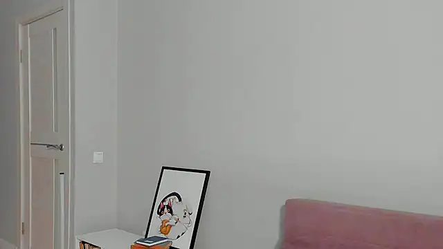 Snapshot of EllaSky_xoxo chatting on 12/14/24, 03:07 EllaSky xoxo online show from 12/14/24, 03:07