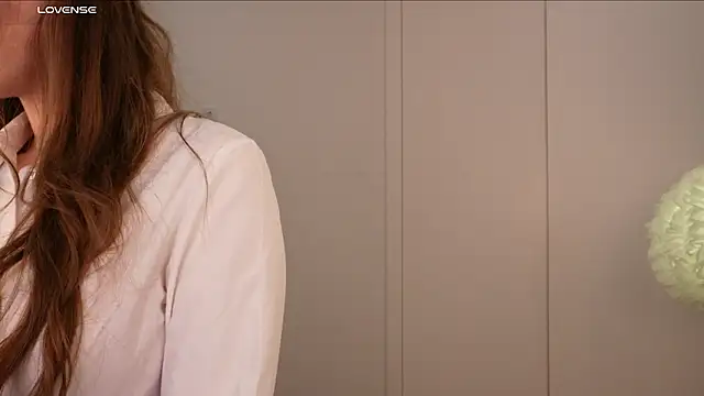 Lilly Colins online show from 01/30/25, 07:15