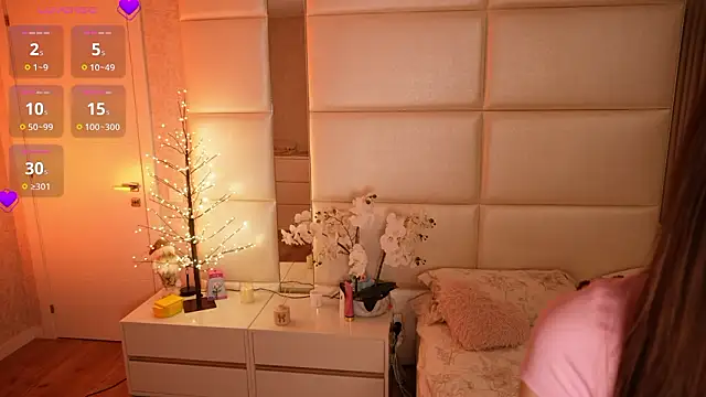 Lilly Colins online show from 02/22/26, 07:23