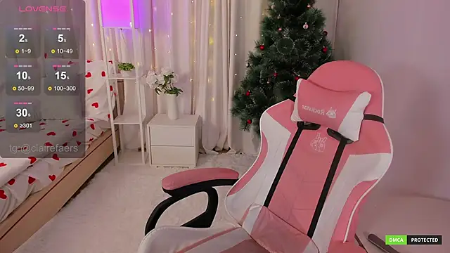 Snapshot of ClaireFaers_ chatting on 12/19/24, 05:18 ClaireFaers online show from 12/19/24, 05:18