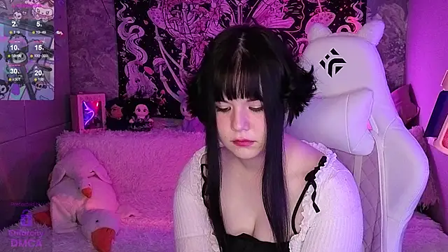 Snapshot of ClaireFaers_ chatting on 11/25/25, 07:47 ClaireFaers online show from 11/25/25, 07:47