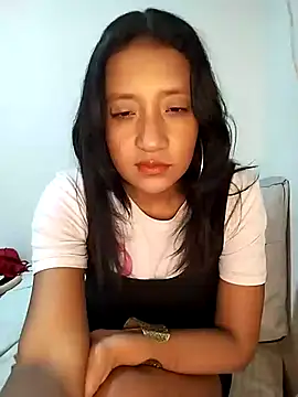 cami victoria online show from 03/19/25, 07:06