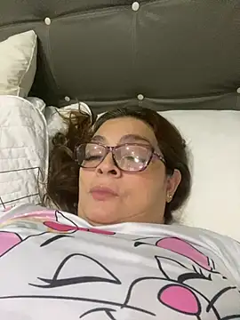 Snapshot of AntonellaAlondra4 chatting on 02/21/25, 04:29 AntonellaAlondra4 online show from 02/21/25, 04:29