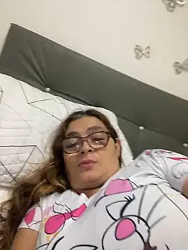 Snapshot of AntonellaAlondra4 chatting on 02/21/25, 12:06 AntonellaAlondra4 online show from 02/21/25, 12:06