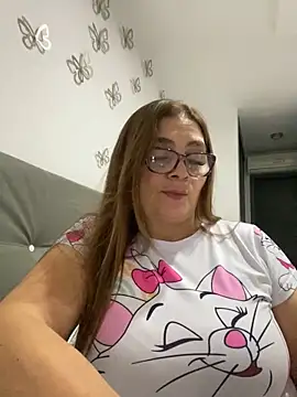 Snapshot of AntonellaAlondra4 chatting on 03/15/25, 03:29 AntonellaAlondra4 online show from 03/15/25, 03:29
