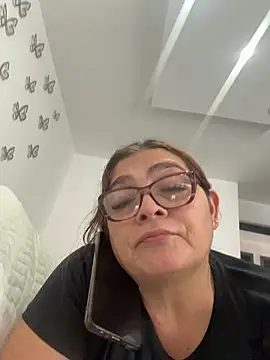 AntonellaAlondra4 online show from 04/09/26, 01:38