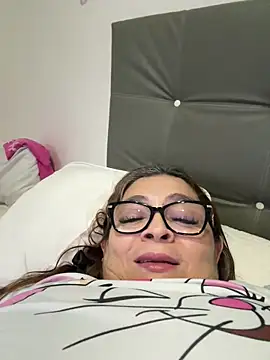 Snapshot of AntonellaAlondra4 chatting on 06/02/26, 04:36 AntonellaAlondra4 online show from 06/02/26, 04:36