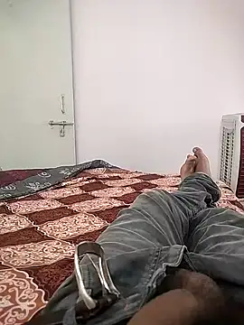 Snapshot of Sanjaysharmarbl chatting on 11/02/25, 07:33 Sanjaysharmarbl online show from 11/02/25, 07:33