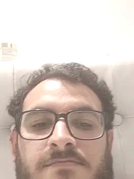 Snapshot of tarun997700 chatting on 10/14/25, 07:25 tarun997700 online show from 10/14/25, 07:25