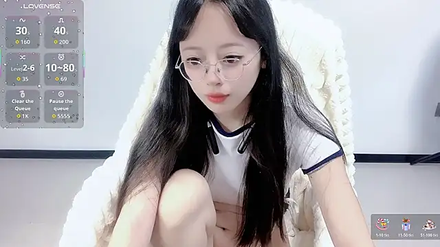SS-19 online show from 10/21/25, 12:22