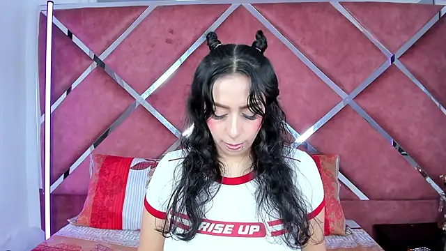 Snapshot of AlondraMendez chatting on 03/01/25, 01:43 AlondraMendez online show from 03/01/25, 01:43