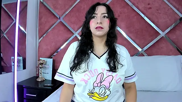 Snapshot of AlondraMendez chatting on 03/03/25, 04:03 AlondraMendez online show from 03/03/25, 04:03