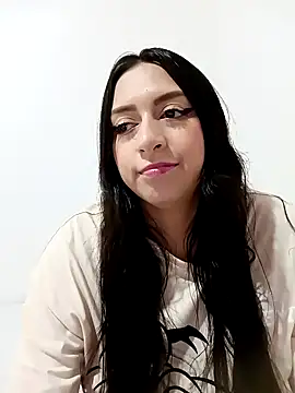 Snapshot of AlondraMendez chatting on 09/22/25, 01:51 AlondraMendez online show from 09/22/25, 01:51