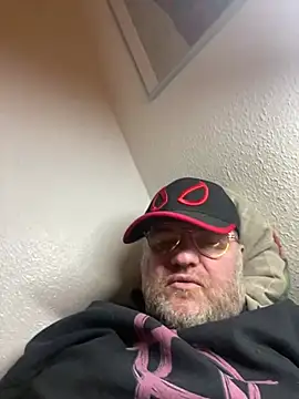 thetobmaster200 online show from 12/22/24, 03:44