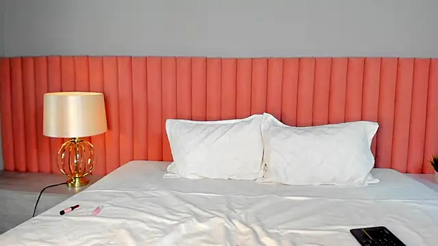 Snapshot of NathRossi chatting on 01/10/25, 09:10 NathRossi online show from 01/10/25, 09:10