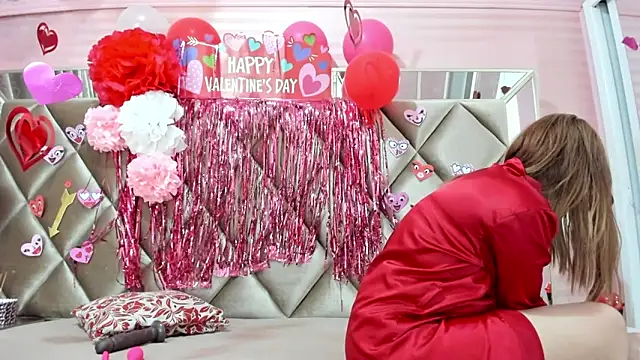 Aurora-Rossi online show from 02/15/26, 03:03