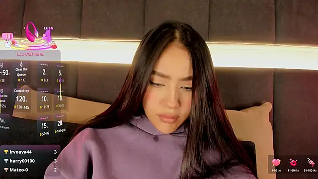 nicolle pierce online show from 09/26/25, 12:53