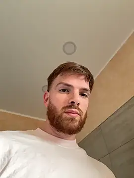 Snapshot of Maicolino96 chatting on 10/27/25, 03:05 Maicolino96 online show from 10/27/25, 03:05