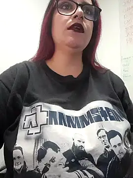 Snapshot of Gelena_Black chatting on 01/06/25, 02:36 Gelena Black online show from 01/06/25, 02:36