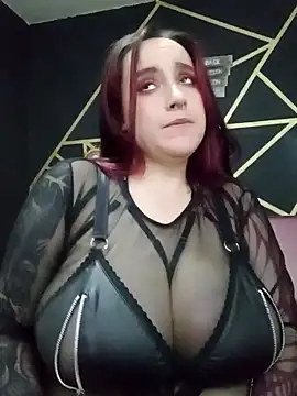 Snapshot of Gelena_Black chatting on 02/12/25, 10:04 Gelena Black online show from 02/12/25, 10:04