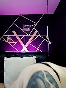 Snapshot of Gelena_Black chatting on 09/12/25, 12:49 Gelena Black online show from 09/12/25, 12:49