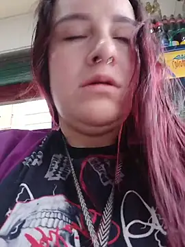 Snapshot of Gelena_Black chatting on 10/11/25, 12:04 Gelena Black online show from 10/11/25, 12:04