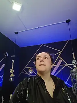 Snapshot of Gelena_Black chatting on 10/15/25, 12:16 Gelena Black online show from 10/15/25, 12:16