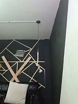 Snapshot of Gelena_Black chatting on 10/22/25, 12:05 Gelena Black online show from 10/22/25, 12:05