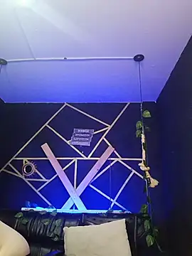 Snapshot of Gelena_Black chatting on 10/31/25, 01:45 Gelena Black online show from 10/31/25, 01:45