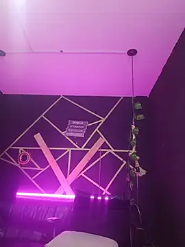 Snapshot of Gelena_Black chatting on 11/10/25, 12:26 Gelena Black online show from 11/10/25, 12:26