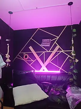 Snapshot of Gelena_Black chatting on 11/17/25, 02:01 Gelena Black online show from 11/17/25, 02:01