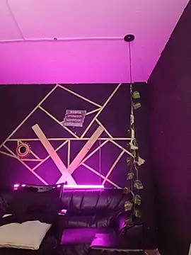 Snapshot of Gelena_Black chatting on 11/19/25, 12:16 Gelena Black online show from 11/19/25, 12:16