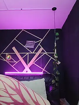 Snapshot of Gelena_Black chatting on 11/20/25, 12:05 Gelena Black online show from 11/20/25, 12:05