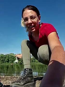 KSwonderland6 online show from 09/30/25, 02:55