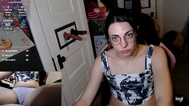 KSwonderland6 online show from 01/13/26, 06:13