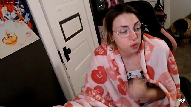 KSwonderland6 online show from 02/23/26, 03:59