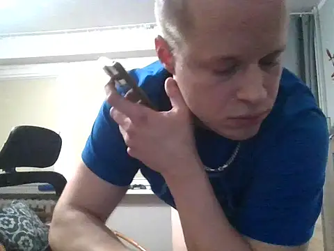 Snapshot of seniorVargas chatting on 11/05/25, 06:41 seniorVargas online show from 11/05/25, 06:41