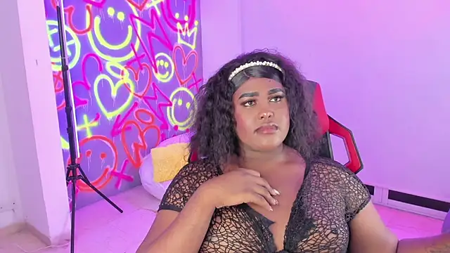 Snapshot of GEANNAROSE chatting on 12/29/24, 05:53 GEANNAROSE online show from 12/29/24, 05:53