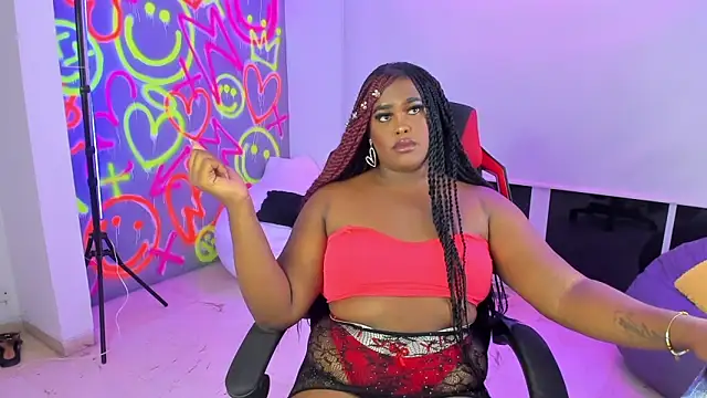 Snapshot of GEANNAROSE chatting on 01/31/25, 04:47 GEANNAROSE online show from 01/31/25, 04:47