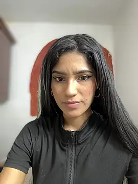 chiarabrielle00 online show from 07/11/26, 07:44