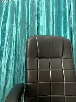 Snapshot of poision51 chatting on 02/13/25, 04:50 poision51 online show from 02/13/25, 04:50