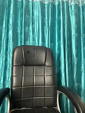 Snapshot of poision51 chatting on 02/14/25, 06:12 poision51 online show from 02/14/25, 06:12