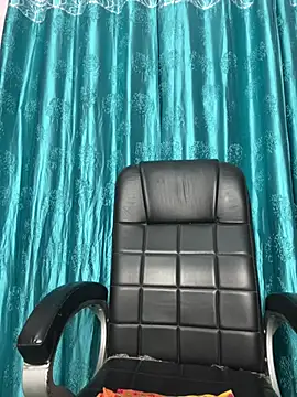 Snapshot of poision51 chatting on 02/15/25, 05:17 poision51 online show from 02/15/25, 05:17