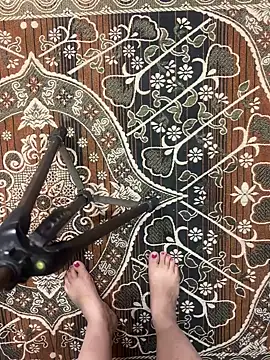 Snapshot of poision51 chatting on 12/04/25, 07:28 poision51 online show from 12/04/25, 07:28